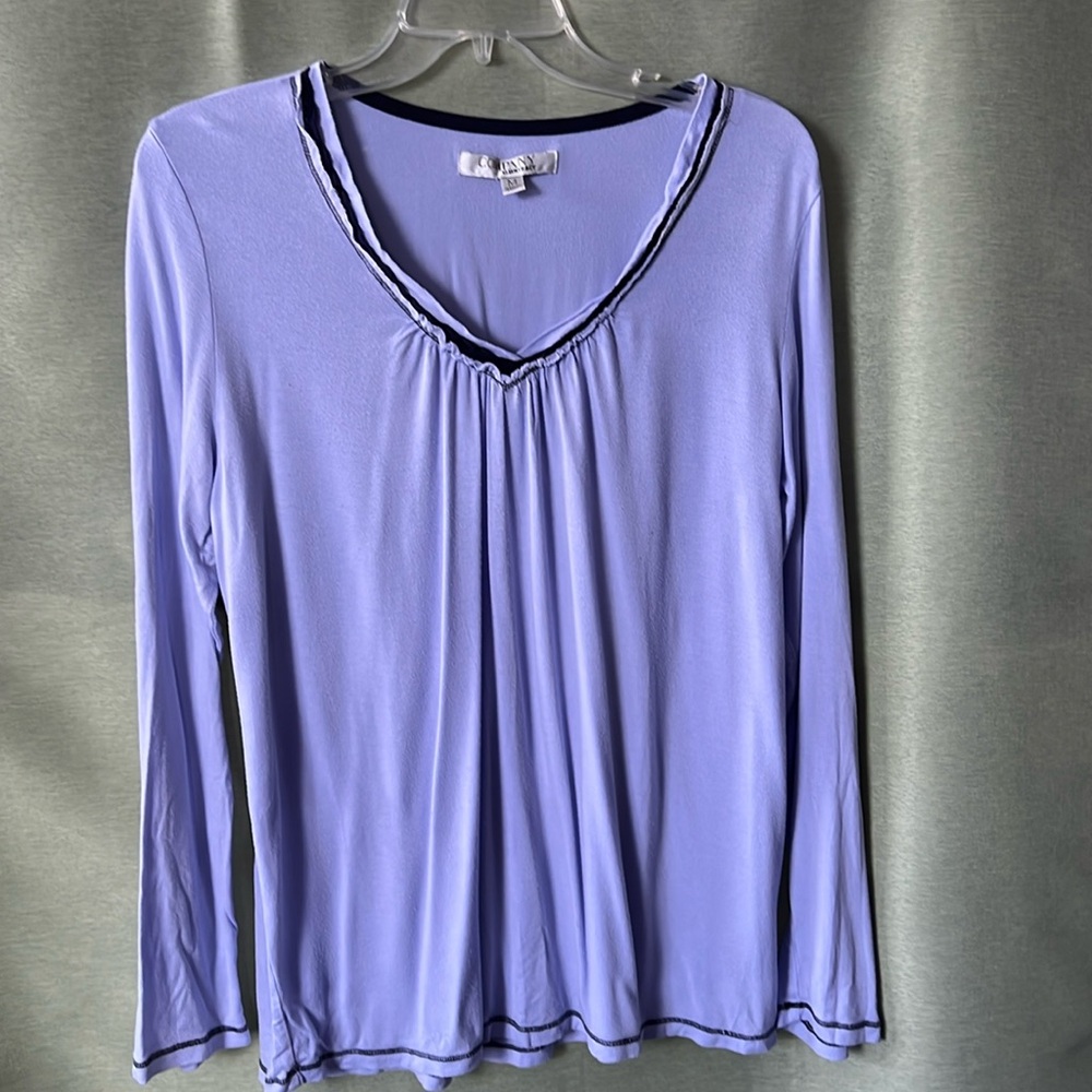 Company. Ellen Tracy top